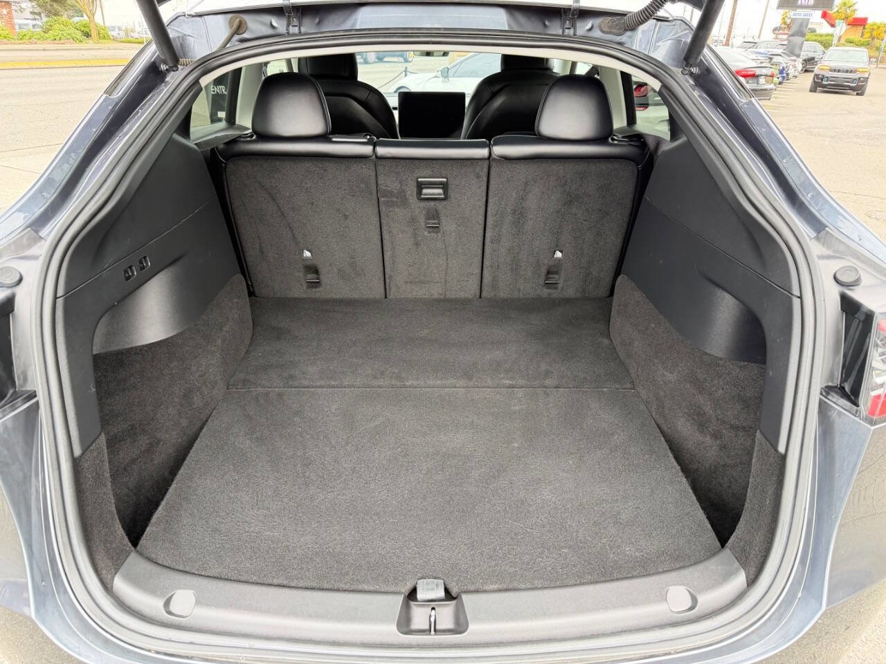 Used 2022 Tesla Model Y Performance image 7