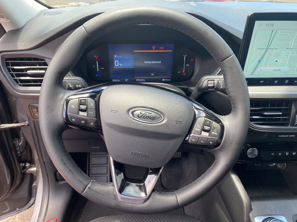 Used 2026 Ford Escape SE FWD image 14
