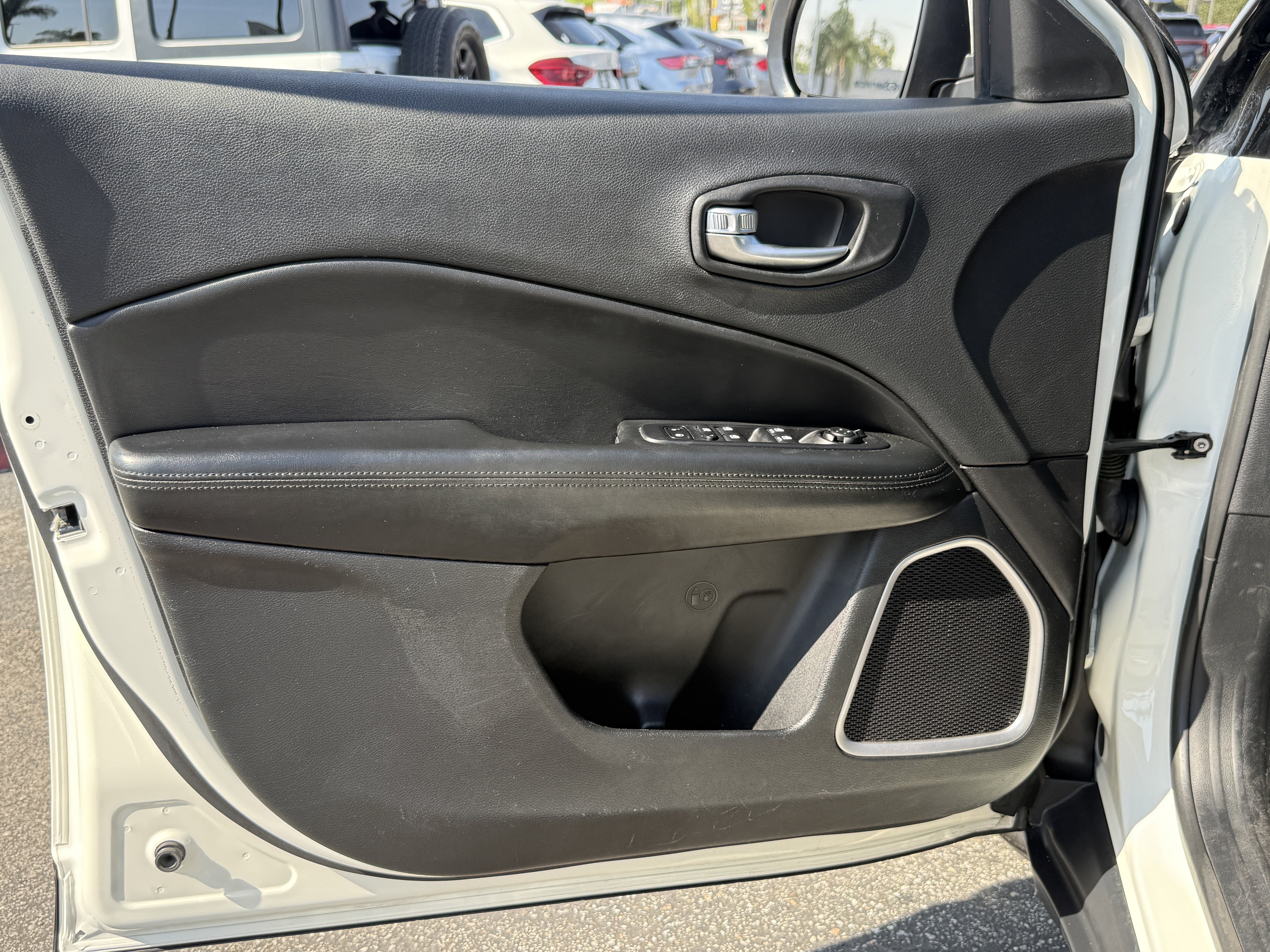 Used 2018 Jeep Compass Altitude w/ Popular Equipment Group image 13