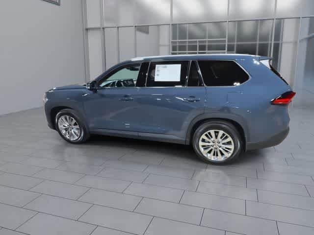 Used 2024 Toyota Grand Highlander AWD image 6