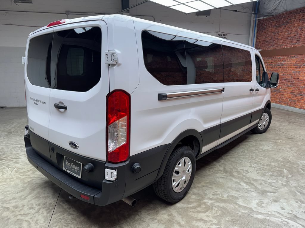 Used 2024 Ford Transit 350 XLT RWD image 5