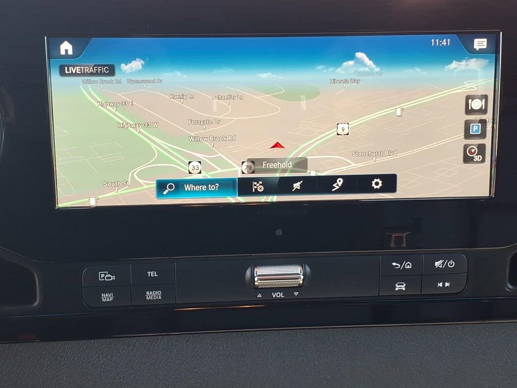 Used 2022 Mercedes-Benz Sprinter 2500 image 7