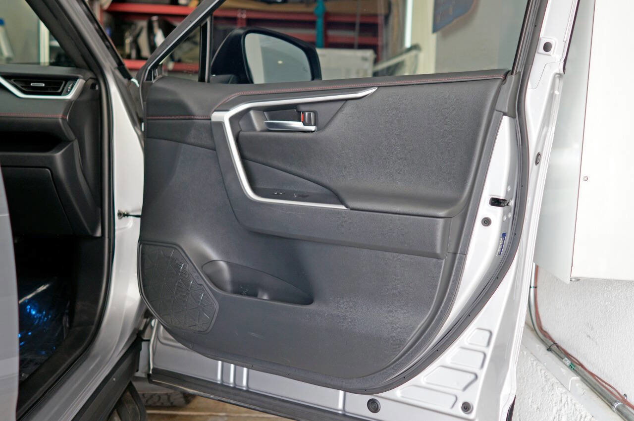 Used 2021 Toyota RAV4 XSE image 24