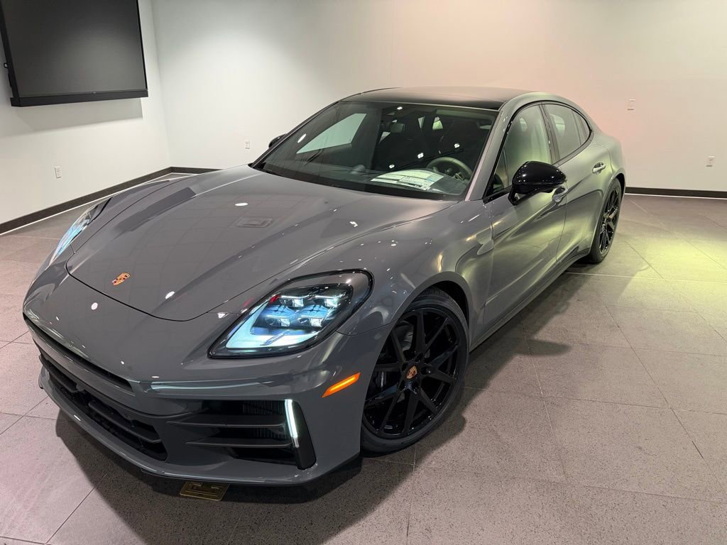 New 2026 Porsche Panamera 4 image 1