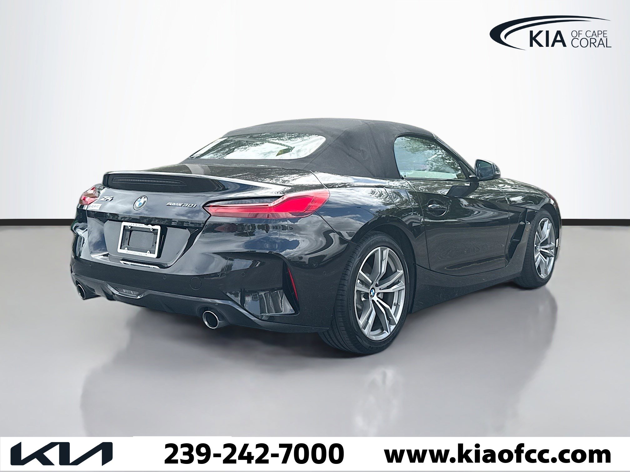 Used 2019 BMW Z4 sDrive30i w/ M Sport Package image 5