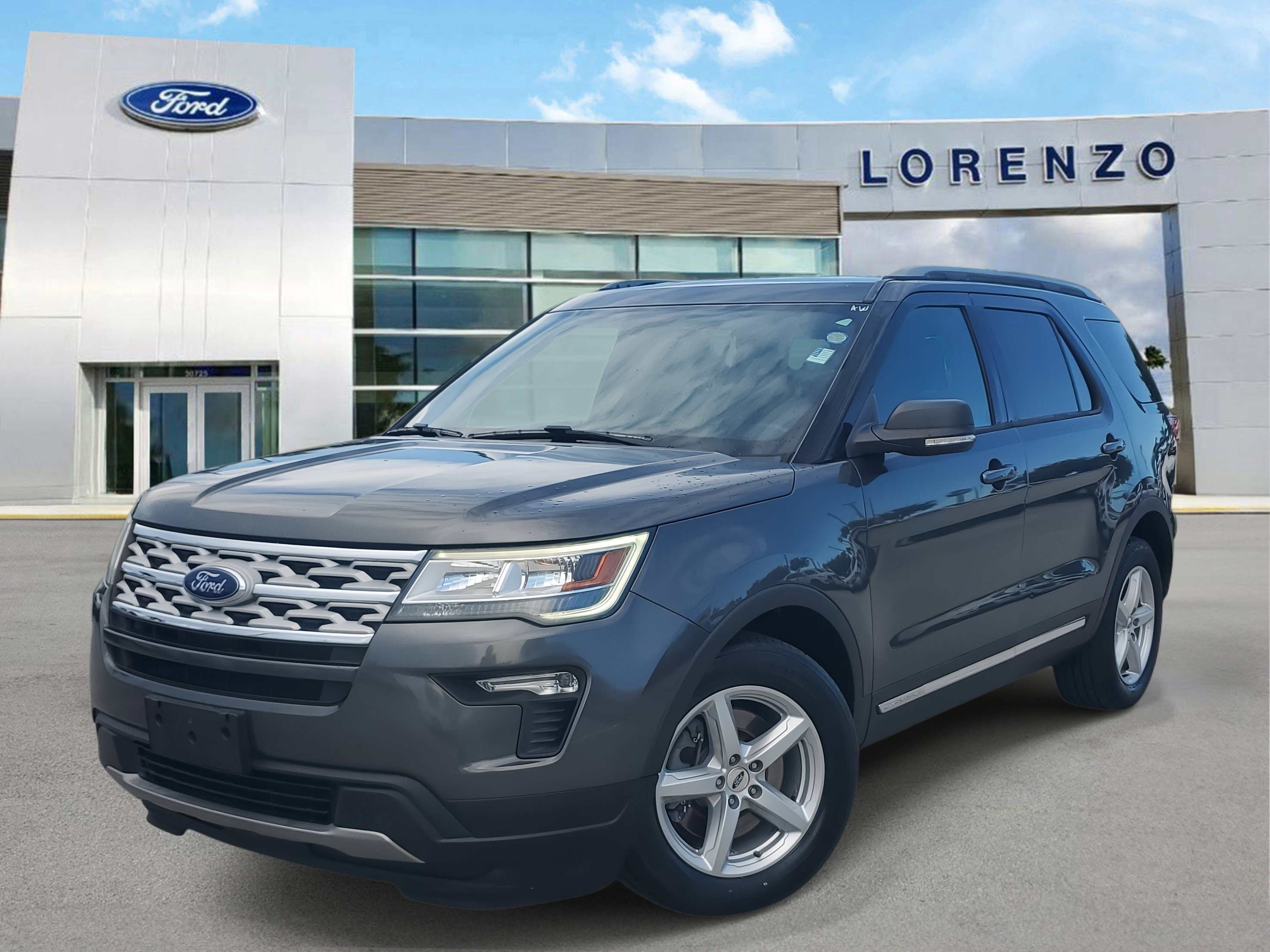 Used 2019 Ford Explorer XLT w/ Equipment Group 201A image 1