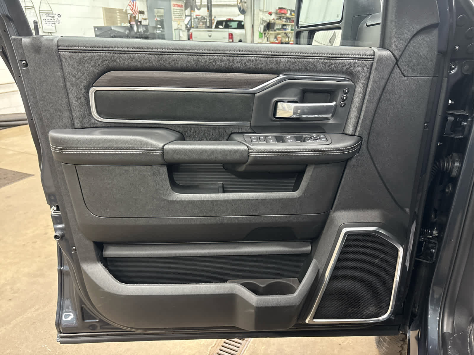 New 2026 RAM 2500 Laramie image 9