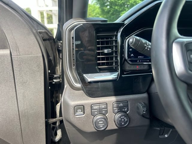 Used 2024 Chevrolet Silverado 1500 LT Trail Boss w/ Protection Package AWD/4WD image 27