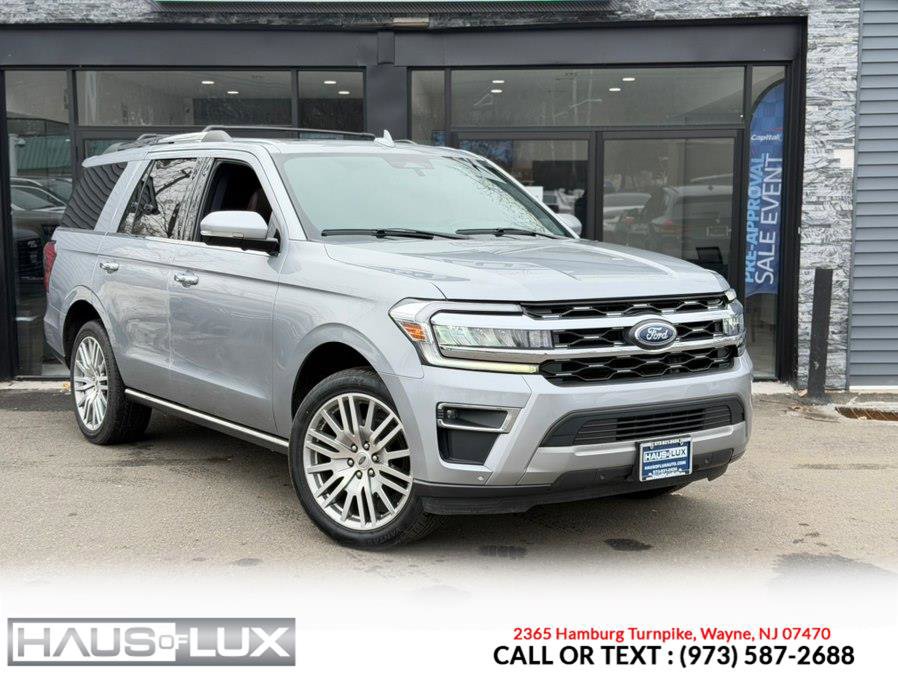 Used 2024 Ford Expedition Limited image 2