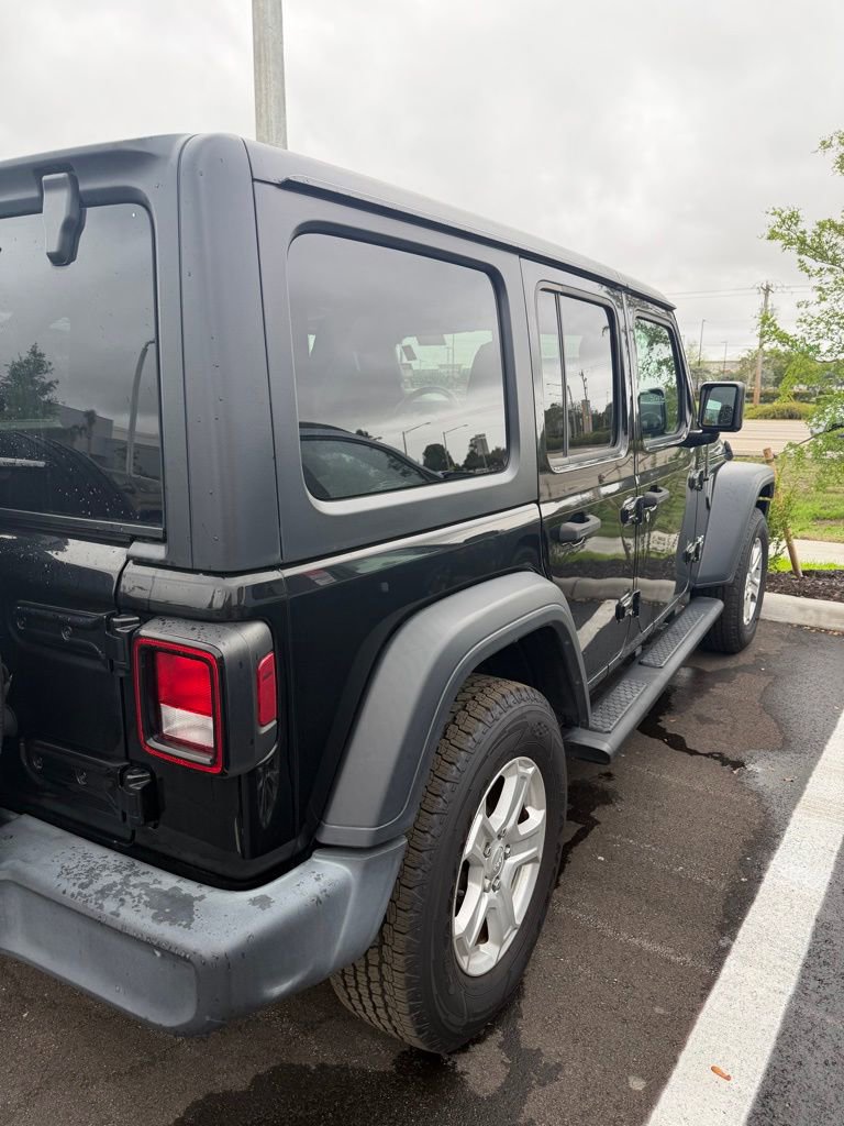 Used 2019 Jeep Wrangler Unlimited Sport S image 4