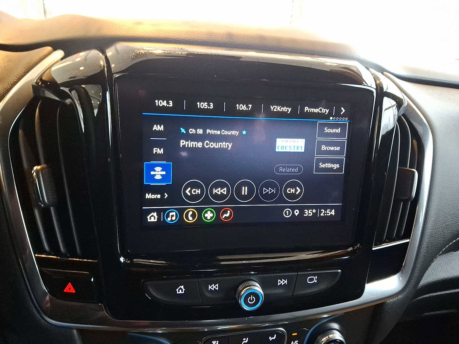 Certified 2023 Chevrolet Traverse LT w/ Midnight/Sport Edition image 17