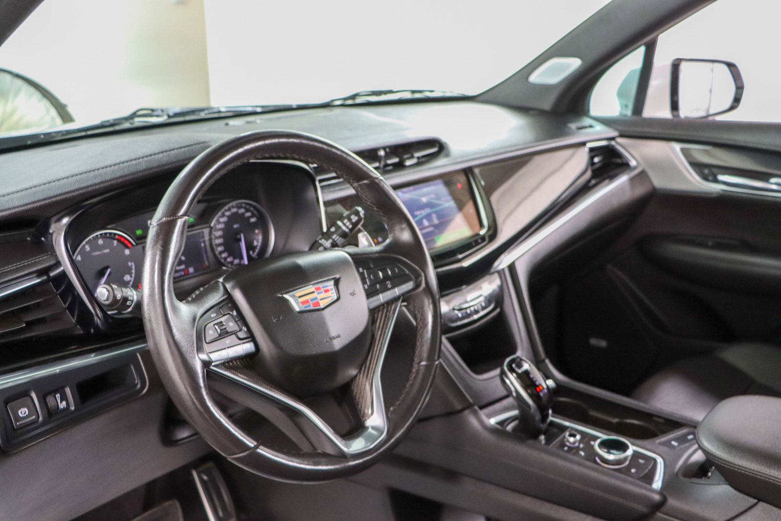 Used 2023 Cadillac XT6 Sport AWD/4WD image 24