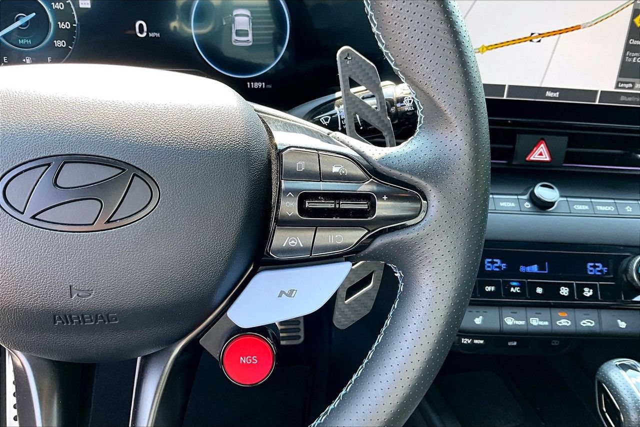 Used 2025 Hyundai Elantra N FWD image 29
