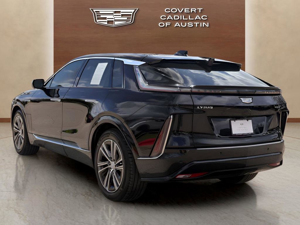 Certified 2024 Cadillac Lyriq Luxury image 3
