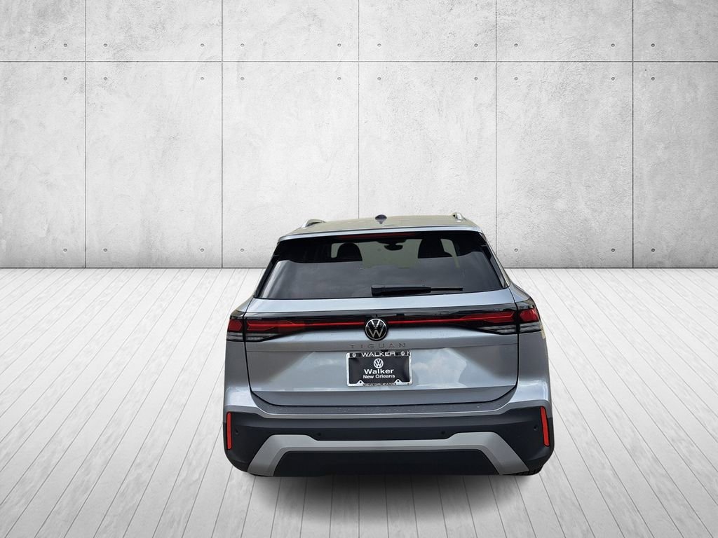 Used 2025 Volkswagen Tiguan S image 6