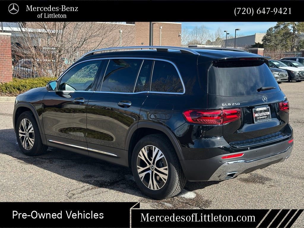 Certified 2025 Mercedes-Benz GLB 250 4MATIC image 4