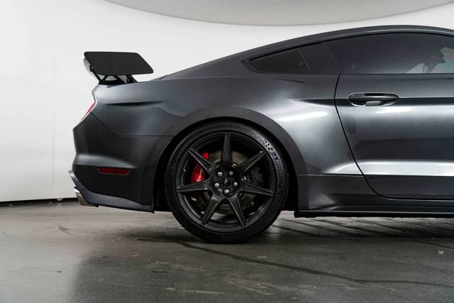 Used 2020 Ford Mustang Shelby GT500 w/ Carbon Fibre Track Pack RWD image 10