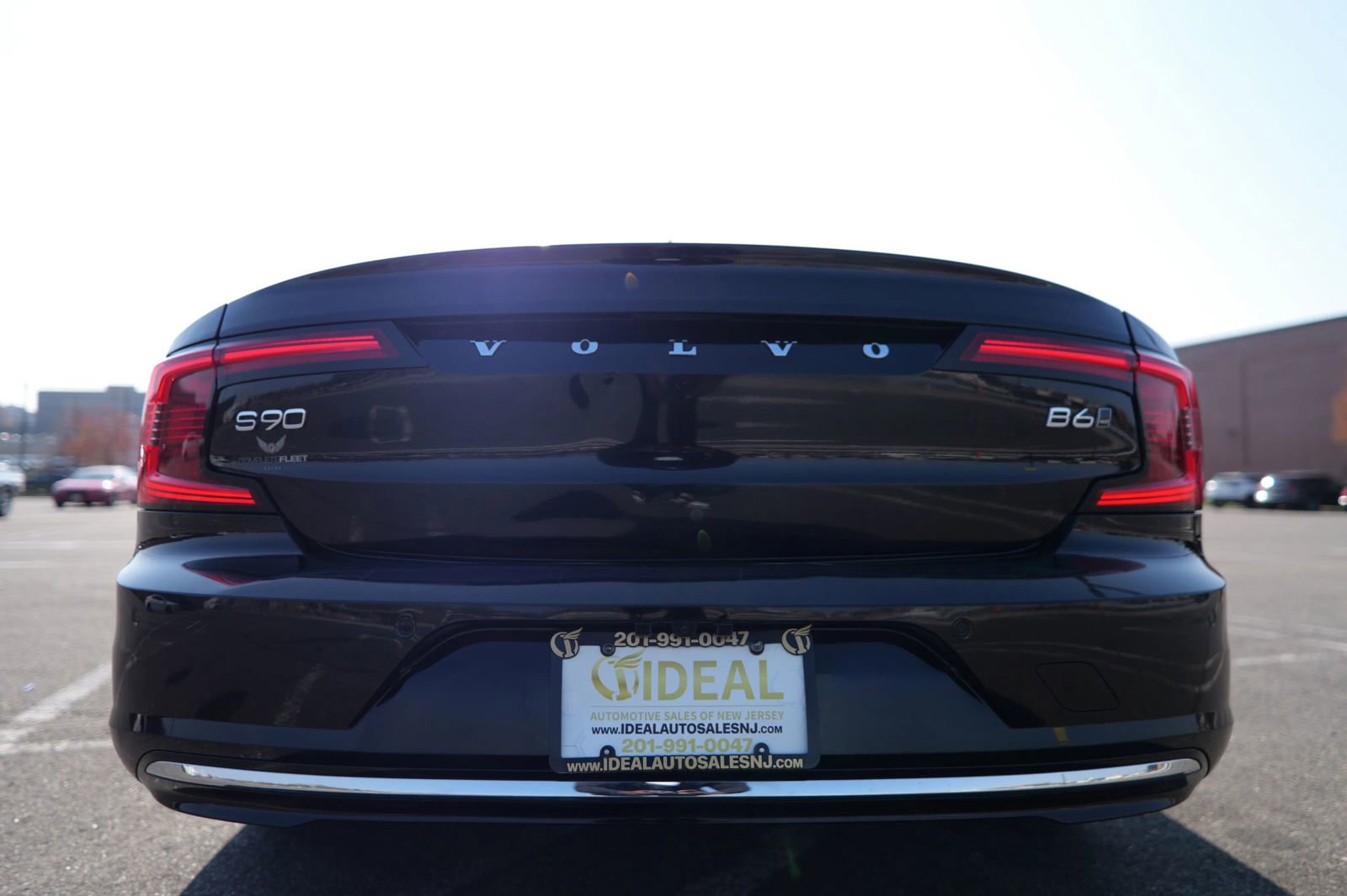 Used 2023 Volvo S90 B6 Plus image 7