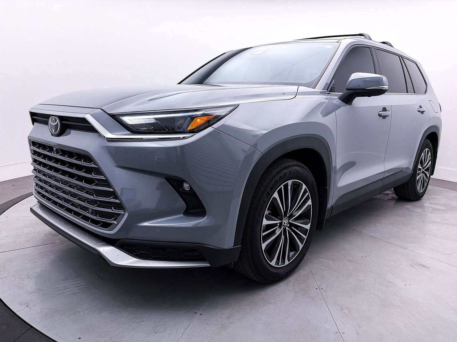 Used 2025 Toyota Grand Highlander AWD Hybrid image 15