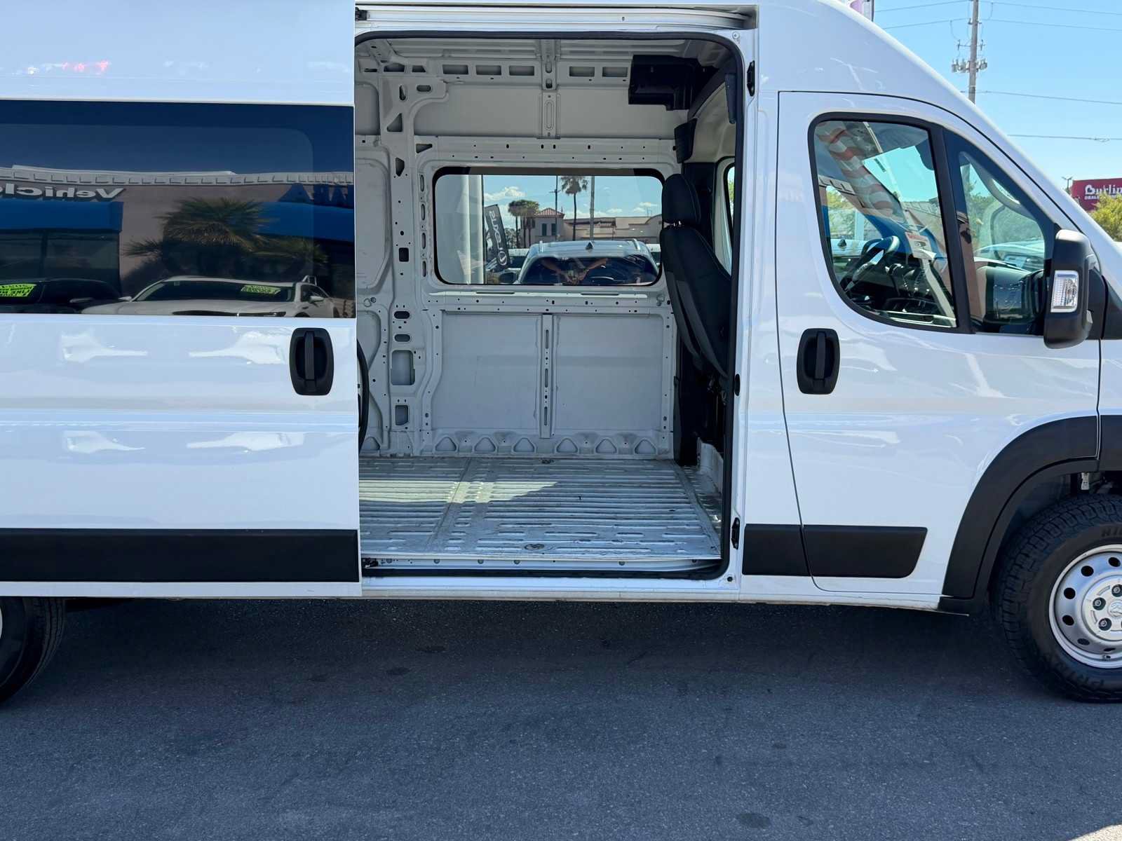 Used 2023 RAM ProMaster 3500 FWD image 22