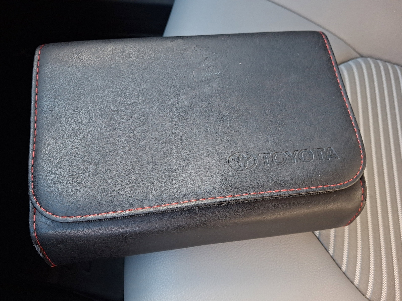 Used 2018 Toyota Camry SE image 24