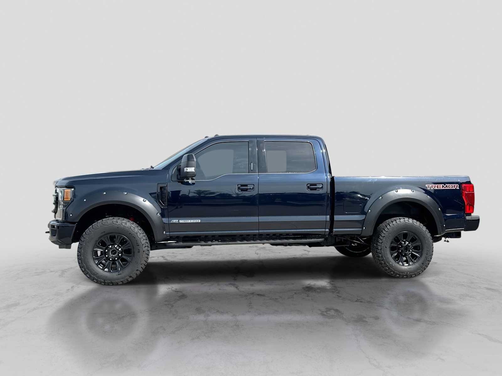 Used 2021 Ford F250 Lariat w/ Tremor Off-Road Package AWD/4WD image 3
