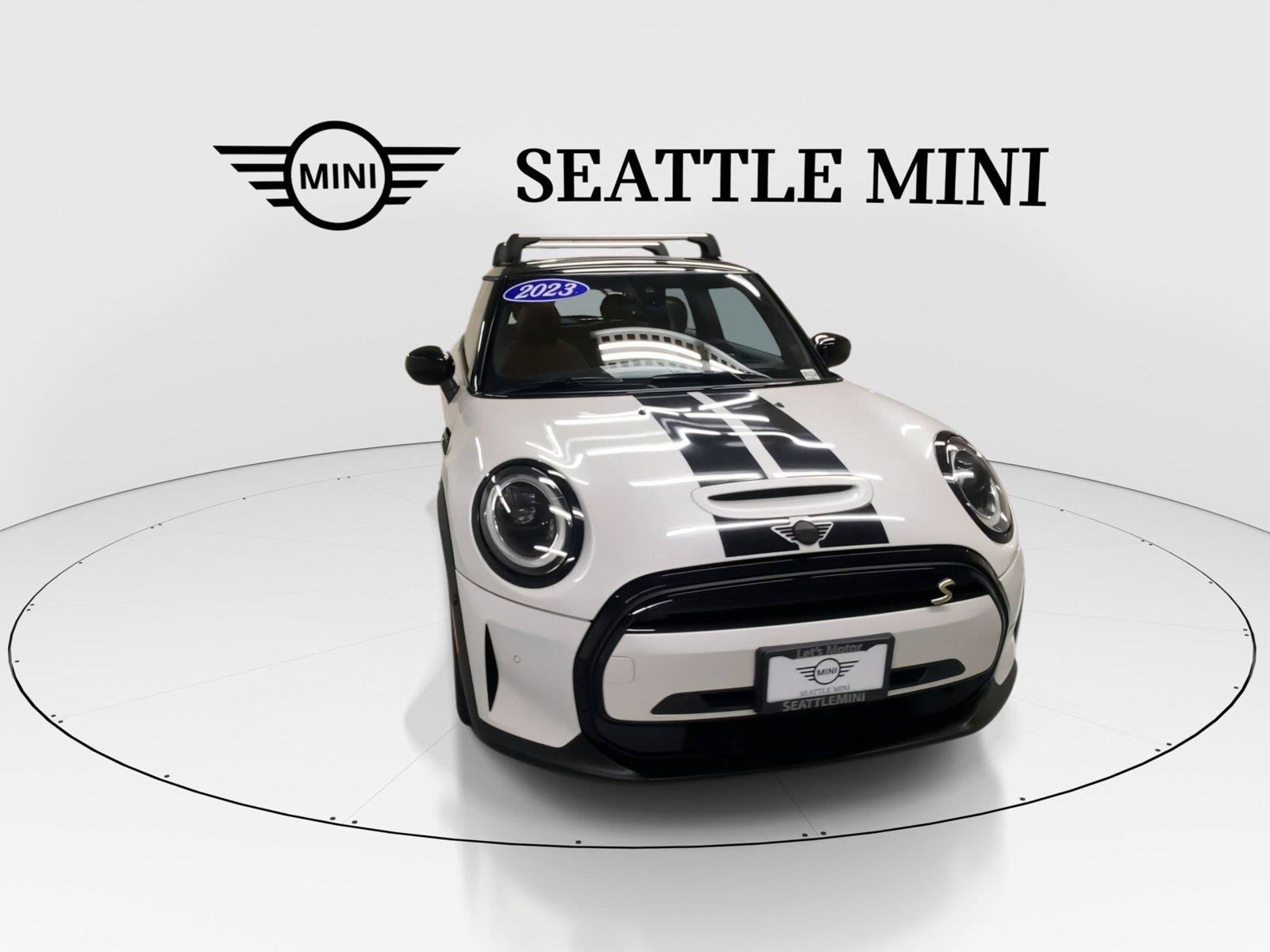 Used 2023 MINI Cooper SE FWD image 3