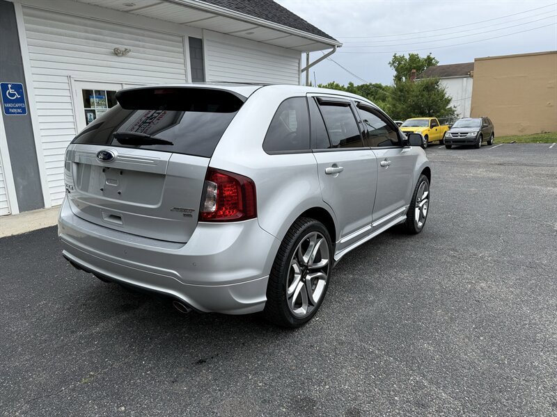 Used 2014 Ford Edge Sport w/ Driver Entry Package AWD/4WD image 7