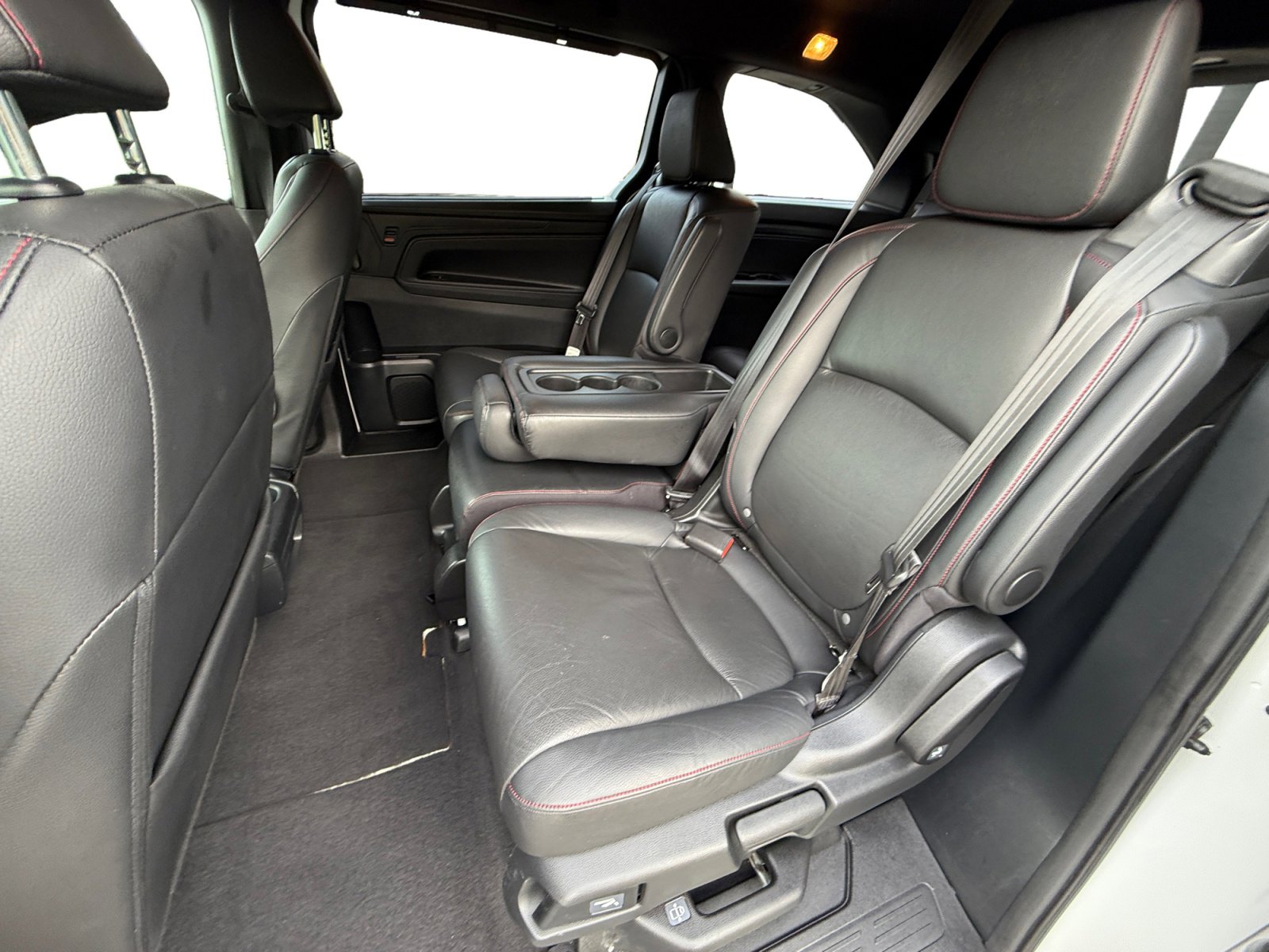 Used 2023 Honda Odyssey Sport image 16