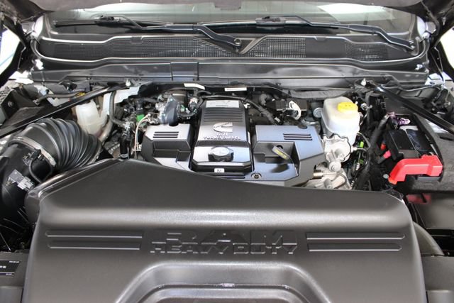 Used 2024 RAM 3500 Big Horn AWD/4WD image 30