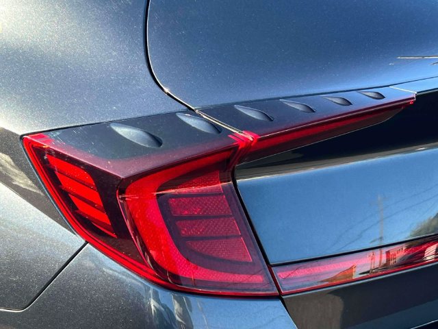 Used 2020 Hyundai Sonata Limited w/ Cargo Package FWD image 10