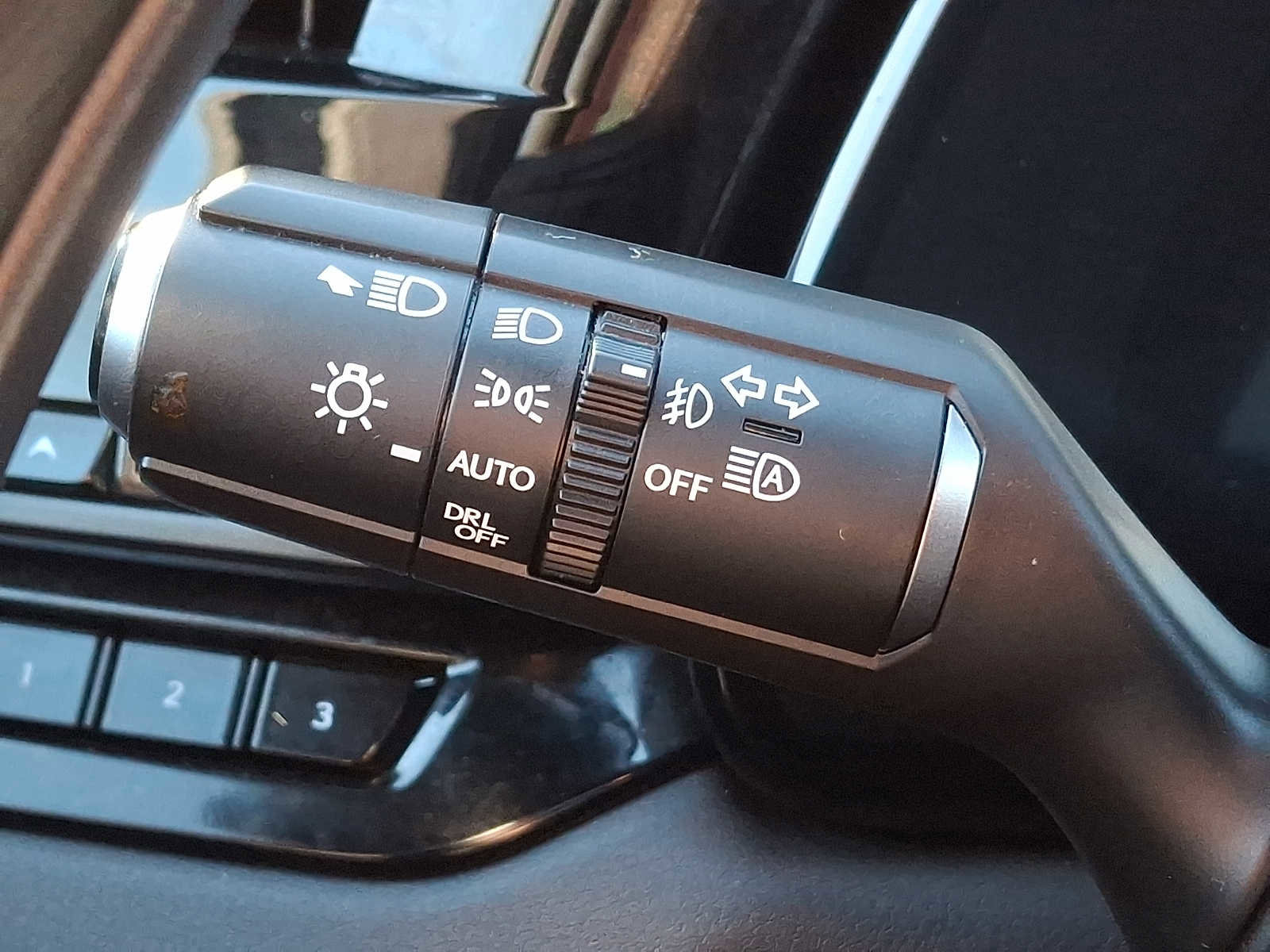 Used 2024 Lexus RX 350 Premium w/ Accessory Package (Z1) image 22