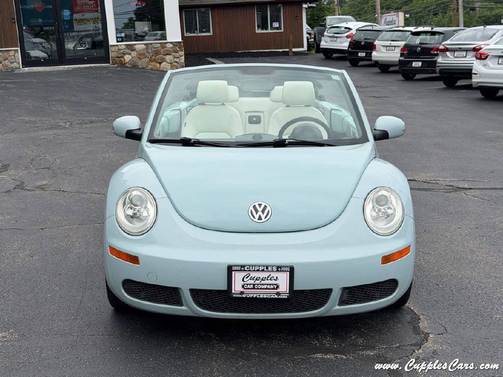 Used 2010 Volkswagen Beetle Final Edition FWD image 34