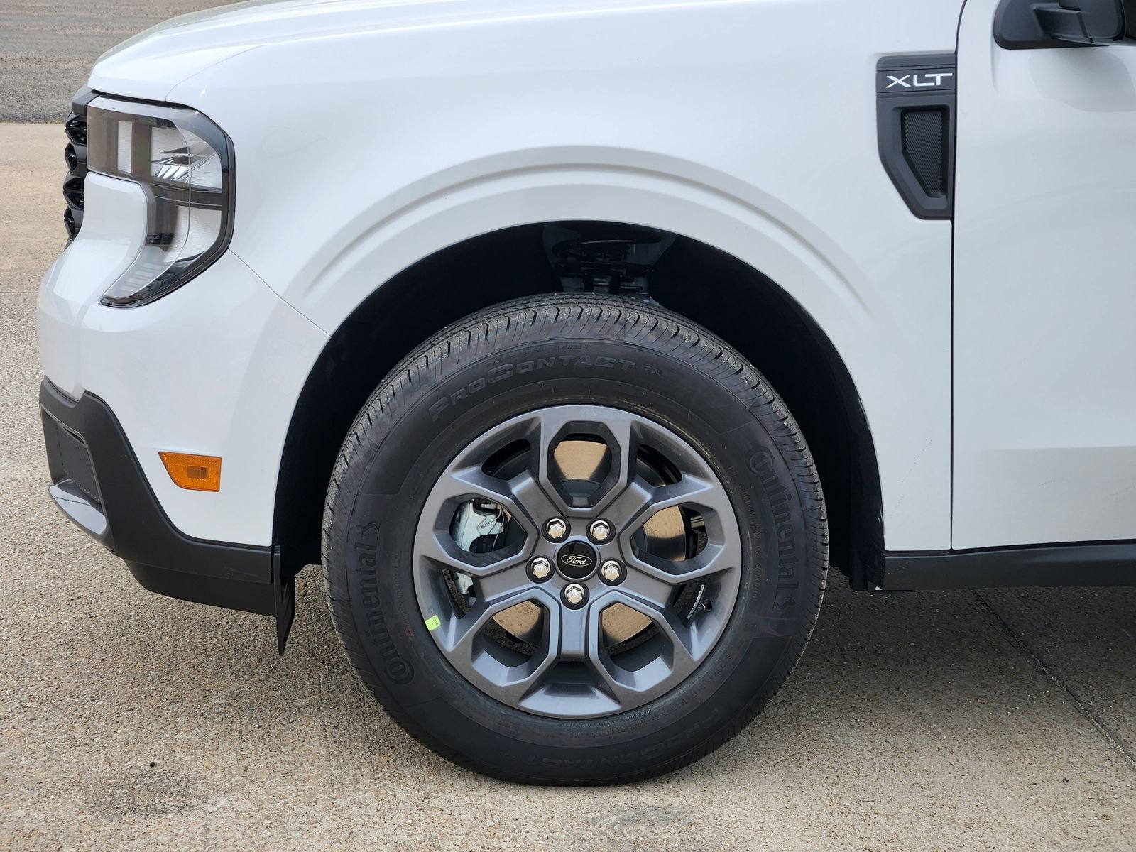 New 2026 Ford Maverick XLT FWD image 9