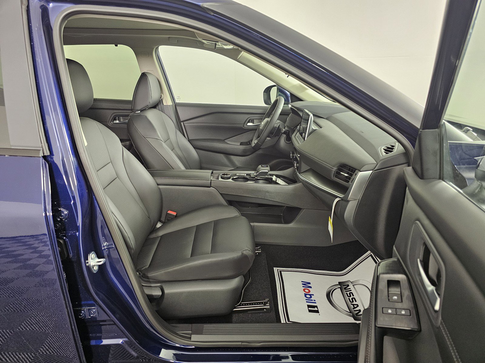 New 2026 Nissan Rogue SV image 12