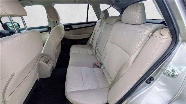 Used 2018 Subaru Outback 2.5i Premium image 19