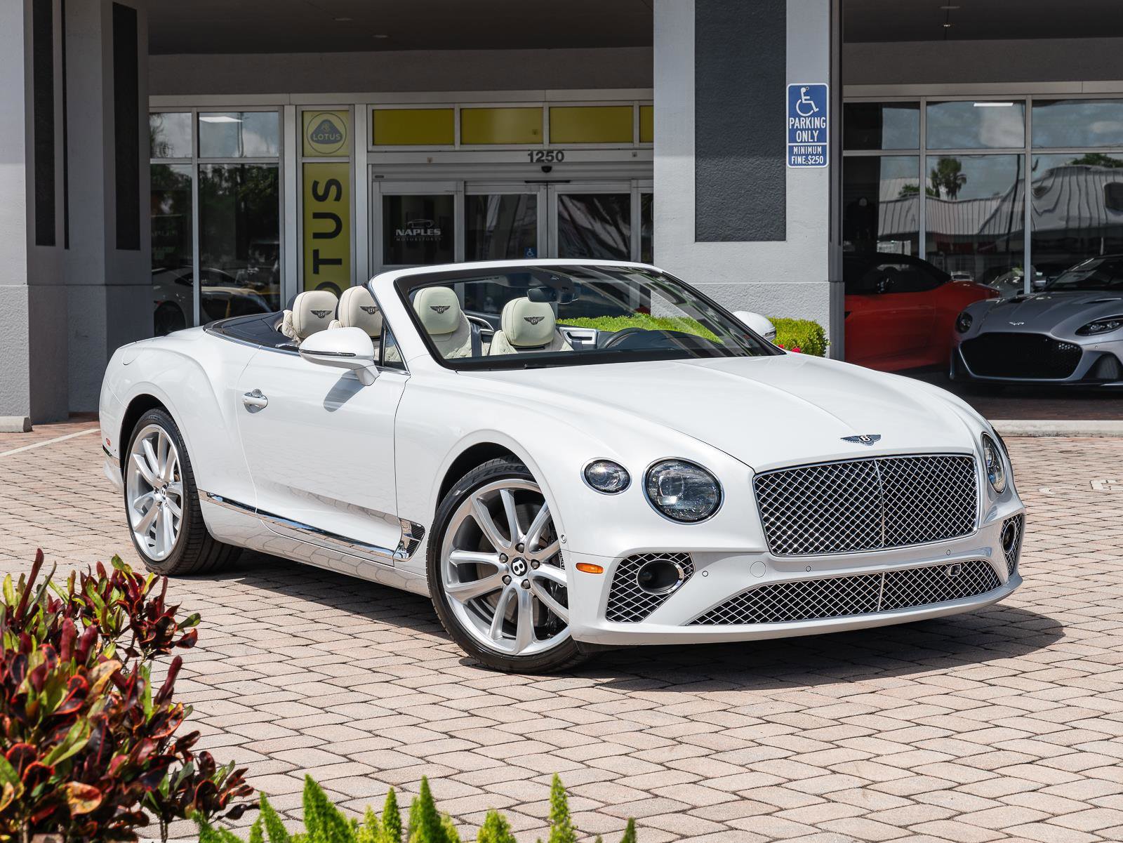 Used 2021 Bentley Continental GT V8 image 3