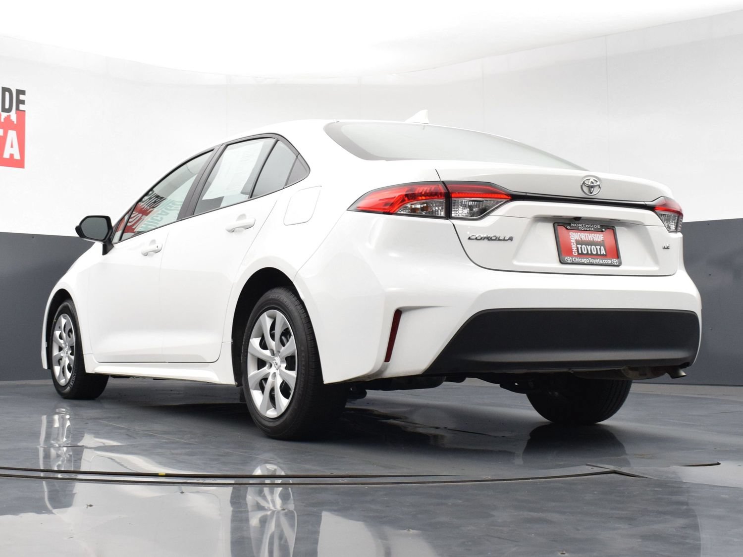 Used 2025 Toyota Corolla LE FWD image 26