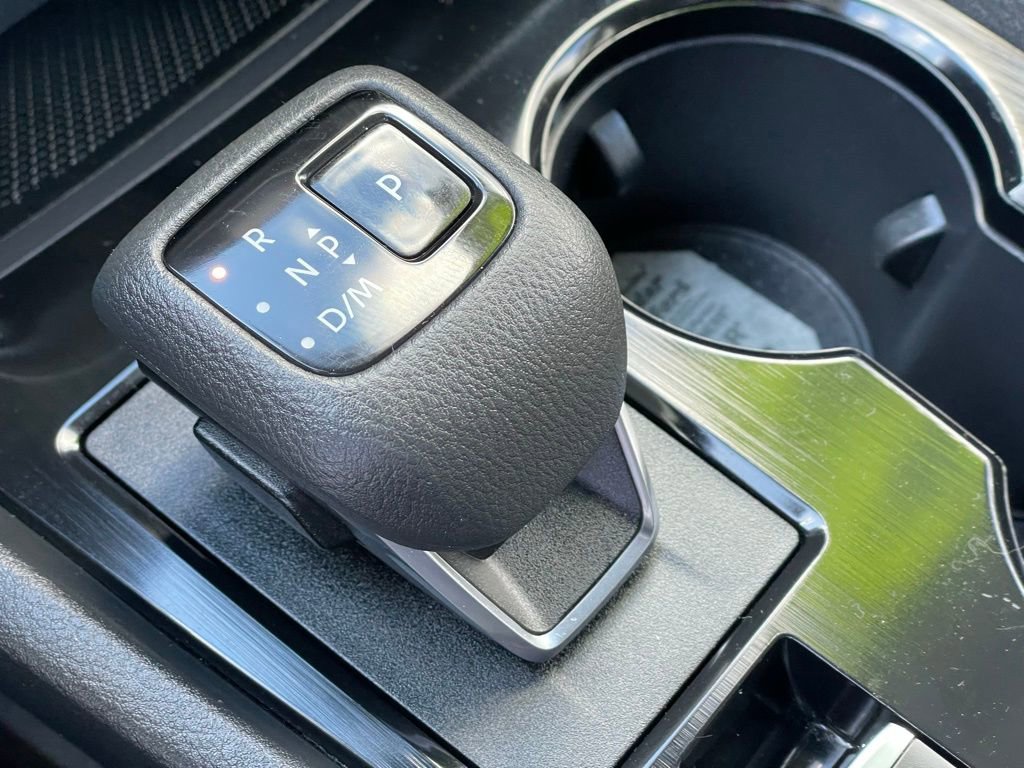 Certified 2022 Nissan Rogue SV FWD image 22