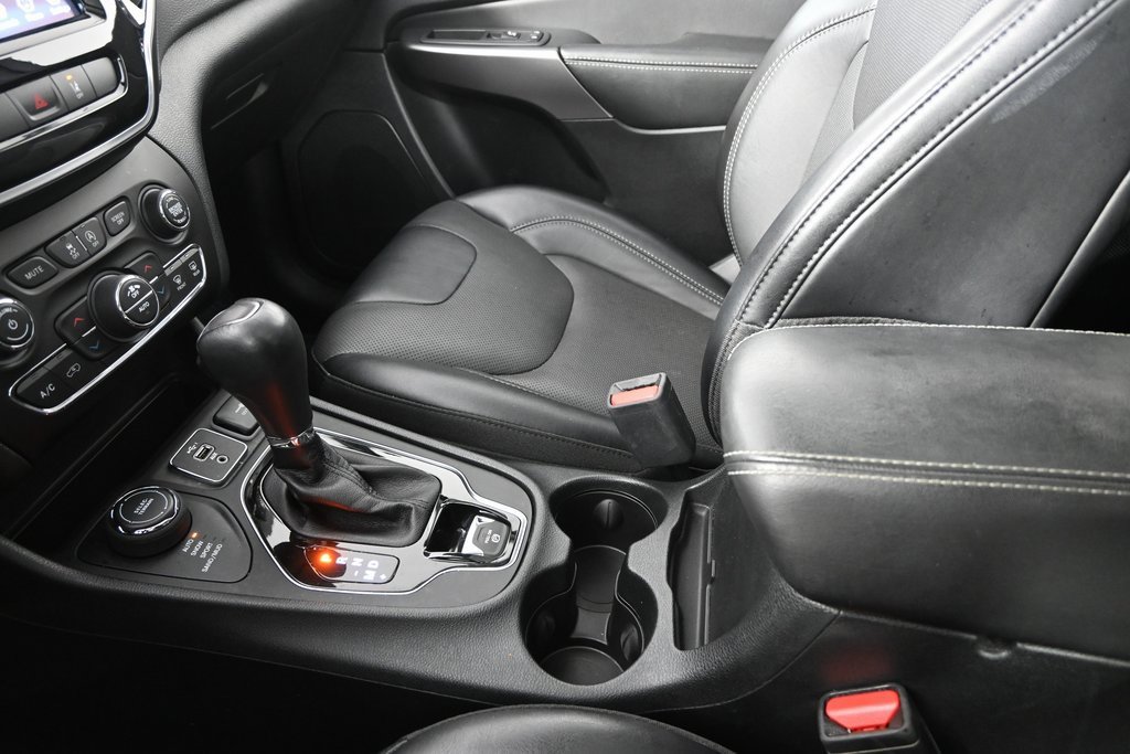 Used 2022 Jeep Cherokee Limited image 34