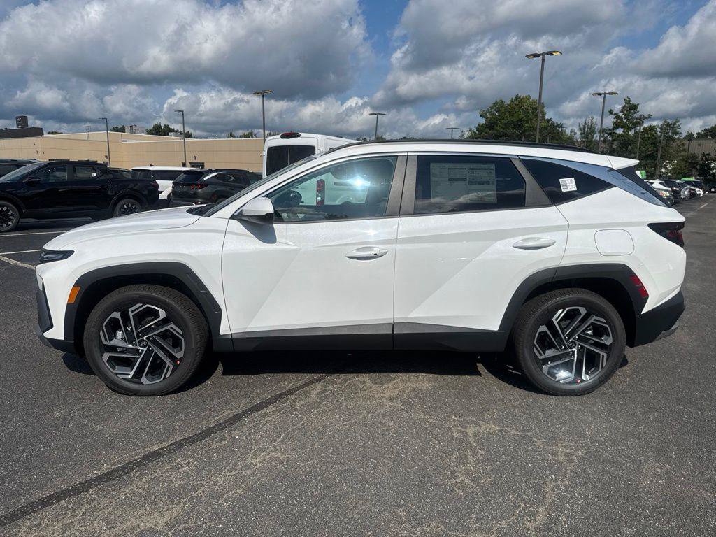 New 2026 Hyundai Tucson SEL Plus AWD/4WD image 3