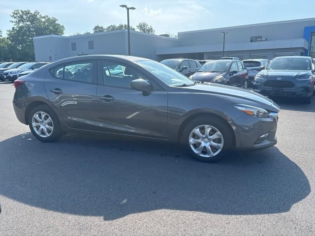 Used 2018 MAZDA MAZDA3 Sport FWD image 5