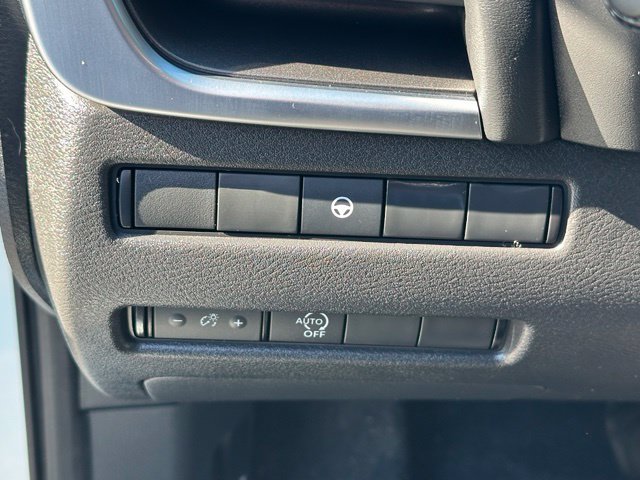 Certified 2023 Nissan Rogue SV AWD/4WD image 19