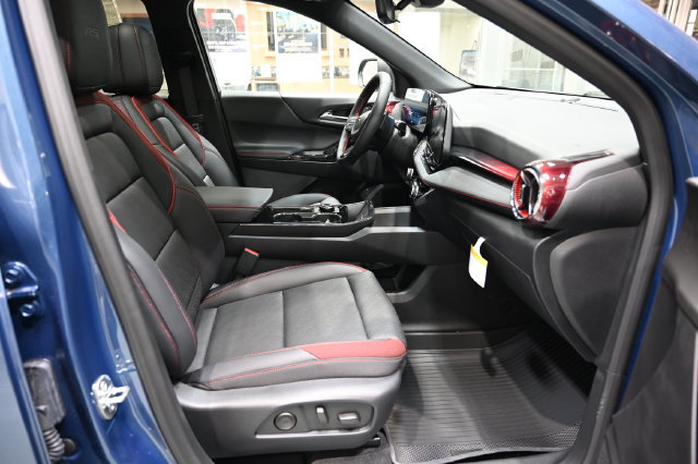 New 2027 Chevrolet Equinox RS w/ Safety and Technology Package AWD/4WD image 10