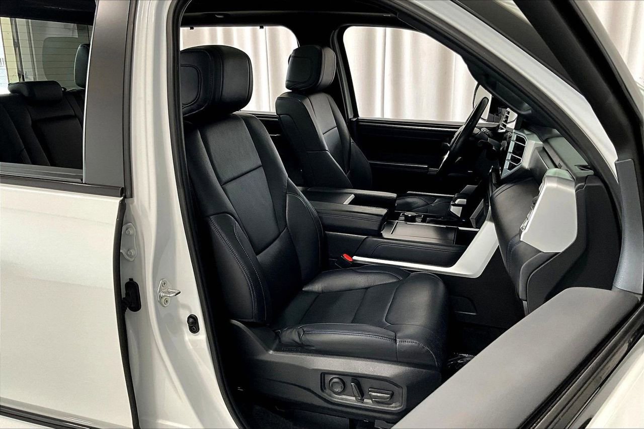 Used 2024 Toyota Tundra Platinum image 6