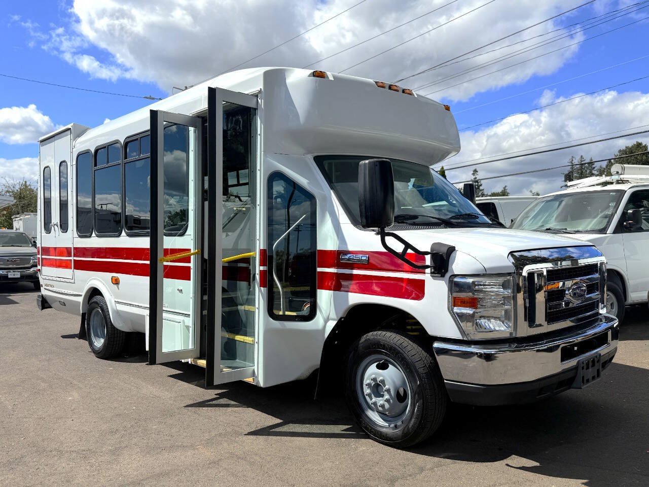 Used 2016 Ford E-450 and Econoline 450 Super Duty w/ Shuttle Bus Prep Package