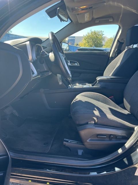 Used 2017 Chevrolet Equinox LT w/ Convenience Package image 18