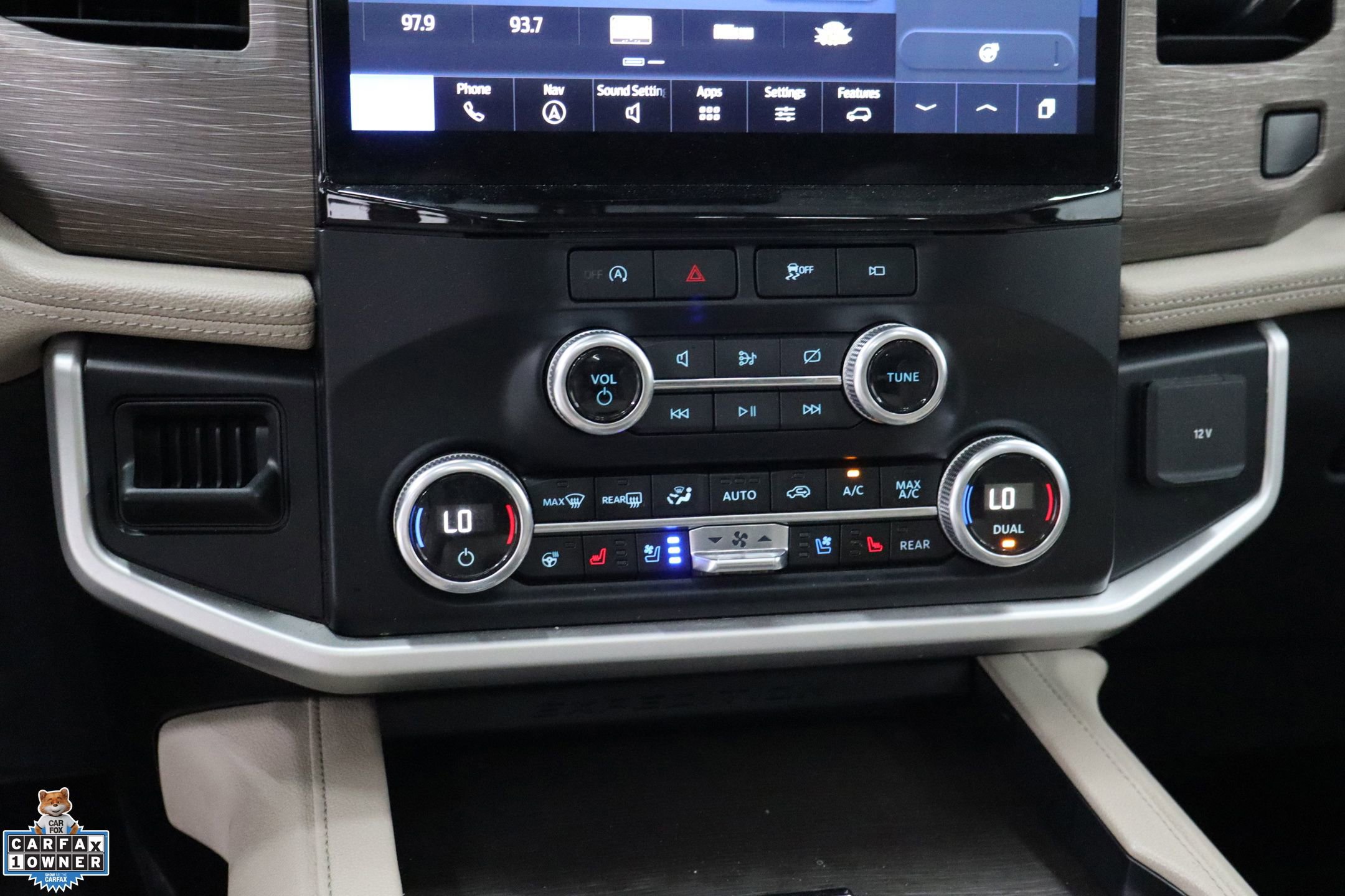 Used 2024 Ford Expedition Max Limited image 21