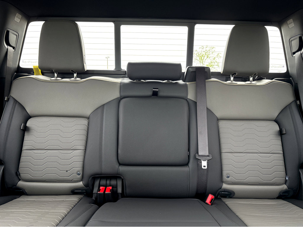 New 2026 Chevrolet Silverado 2500 ZR2 image 5