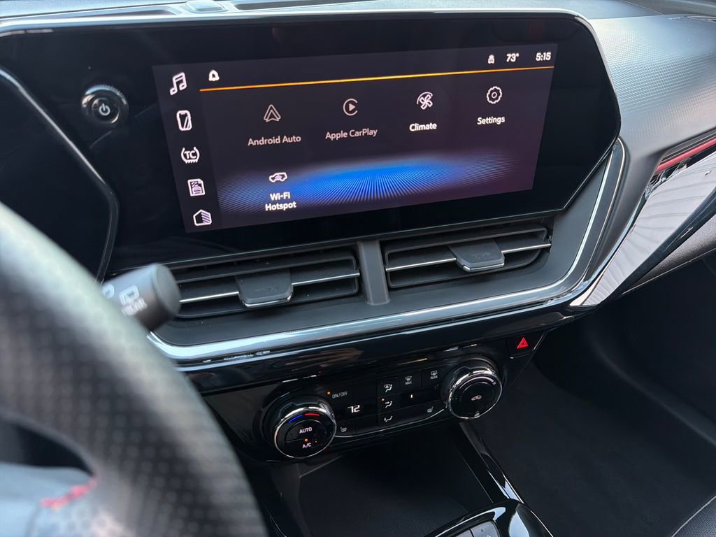 Used 2025 Chevrolet Trax RS w/ Driver Confidence Package image 29